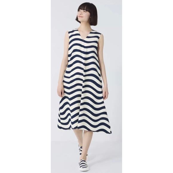 Marimekko for Uniqlo Dresses & Skirts - UNIQLO x Marimekko Striped‎ V-neck Sleeveless Flared Oversized Midi Dress S